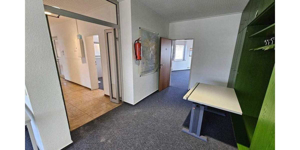 Gewerbeobjekt Recklinghausen Hillerheide - 1 Zimmer, 380 m&sup2;, 3.230&euro; | Angebot:24296679