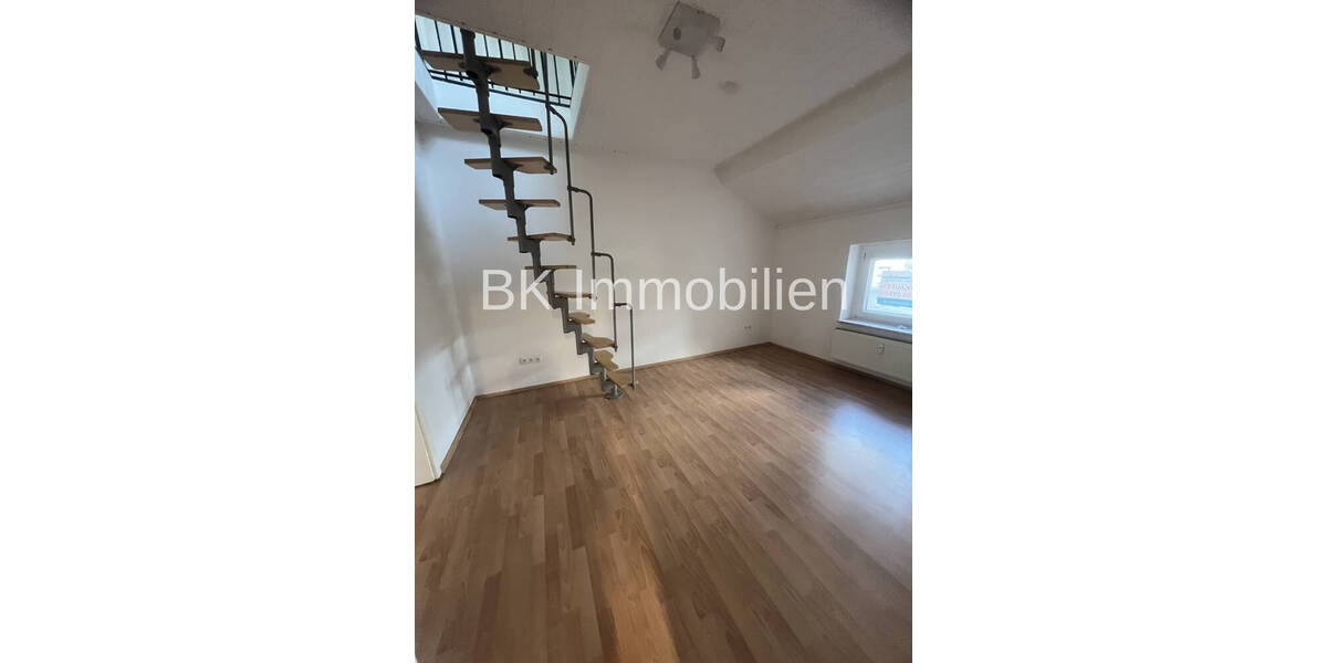 Etagenwohnung Duisburg / Obermarxloh Obermarxloh - 3 Zimmer, 82 m&sup2;, 115.000&euro; | Angebot:23884506