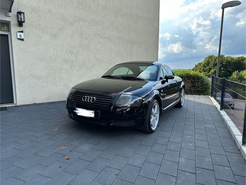 TT