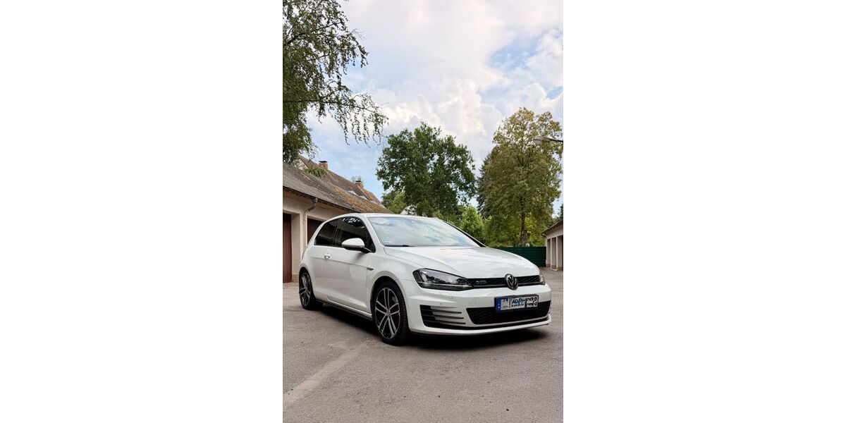 VW Golf 112.000 km 16.000 &euro; Marl 45772