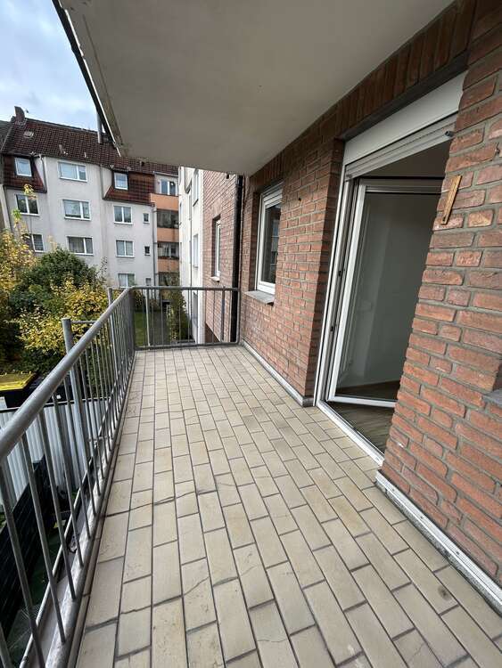 Wohnung zum Mieten in Duisburg 500 € 83.28 m² 4 zimmer
