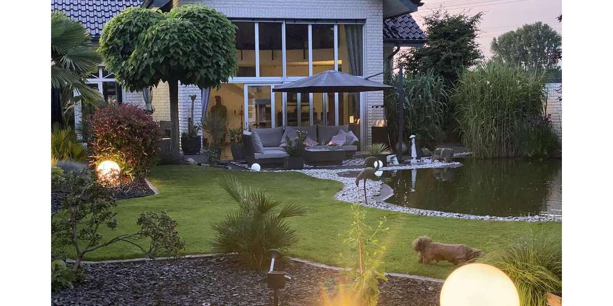 Haus zum Kaufen in Voerde (Niederrhein) 949.000 € 220 m² 4 zimmer