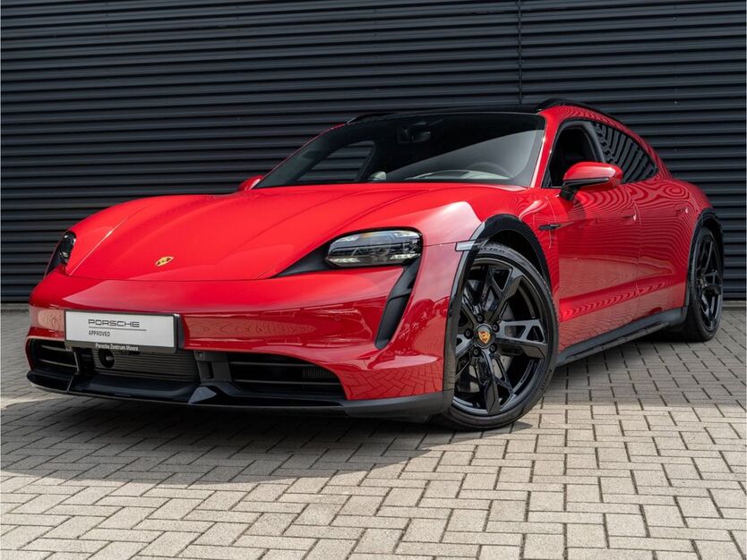 Porsche Taycan 23.000 km 104.490 € Moers 47441