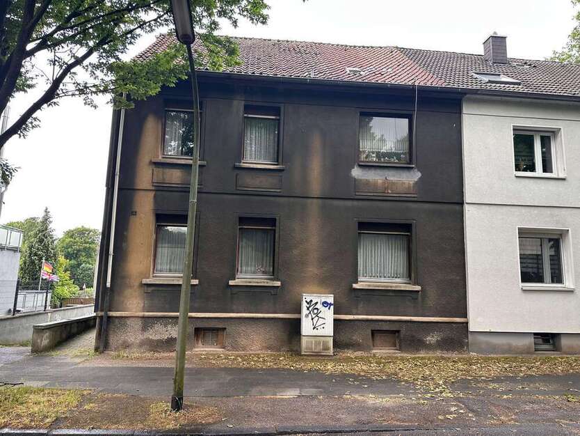 Haus zum Kaufen in Recklinghausen 110.000 € 150 m²