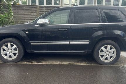 Jeep Grand Cherokee 285.691 km 1.500 &euro; Düsseldorf 40227