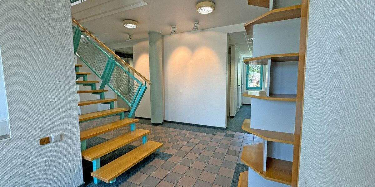 Gewerbeobjekt Voerde Holthausen - 7 Zimmer, 140 m&sup2;, 390.000&euro; | Angebot:25154929