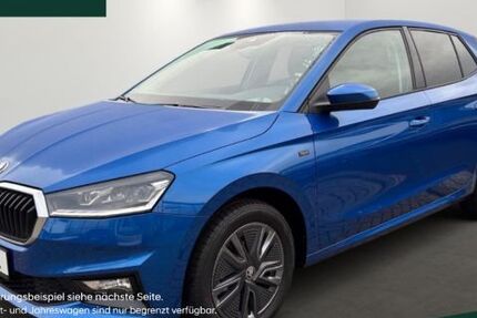 Skoda Fabia 8.000 km 20.890 &euro; Düsseldorf 40233