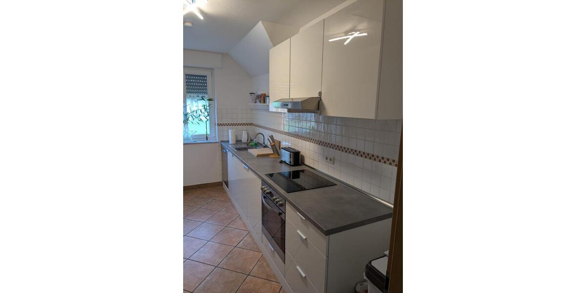 Dachgeschoßwohnung Neukirchen-Vluyn Vluyn - 3 Zimmer, 100 m&sup2;, 1.240&euro; | Angebot:26386911