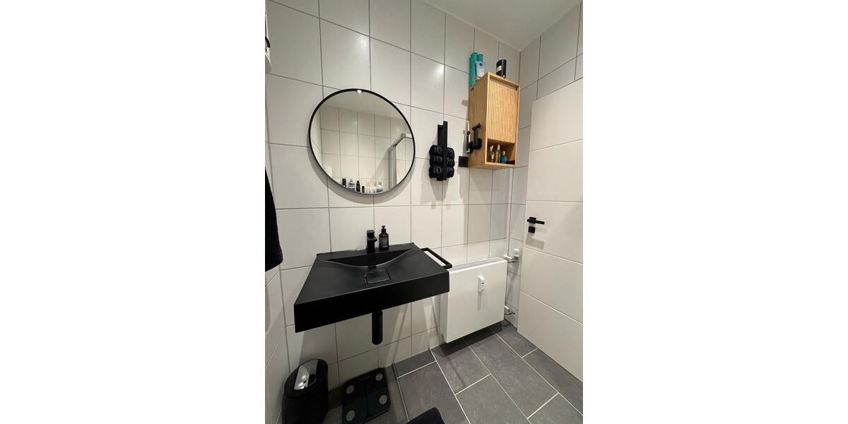 Dachgeschoßwohnung Tönisvorst - 2.5 Zimmer, 55 m&sup2;, 890&euro; | Angebot:25216075