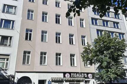 Wohnung Düsseldorf Stadtmitte - 2 Zimmer, 79 m&sup2;, 990&euro; | Angebot:27009350