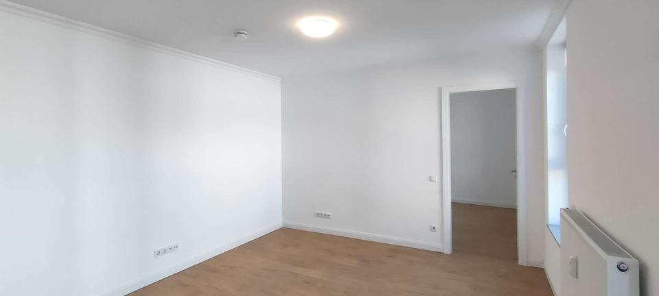 Schicke 2 Zimmer Wohnung im Altbau nähe Helios Klinikum ab sofort zu vermieten! 2 zimmer