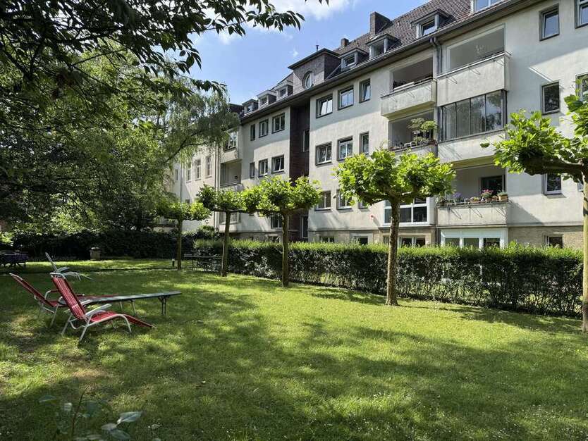 Wohnung zum Kaufen in Krefeld 237.000 € 94 m²
