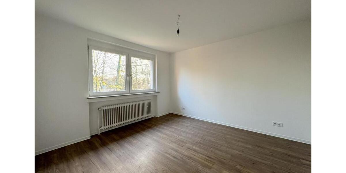 **Anrufen- Besichtigen- Einziehen** 2 zimmer