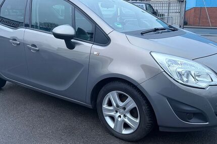 Opel Meriva 80.000 km 5.200 &euro; gelsenkirchen 45881