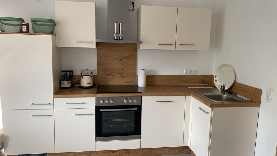 Dachgeschoßwohnung Gelsenkirchen Gelsenkirchen-Mitte - 3 Zimmer, 90 m&sup2;, 700&euro; | Angebot:25148840