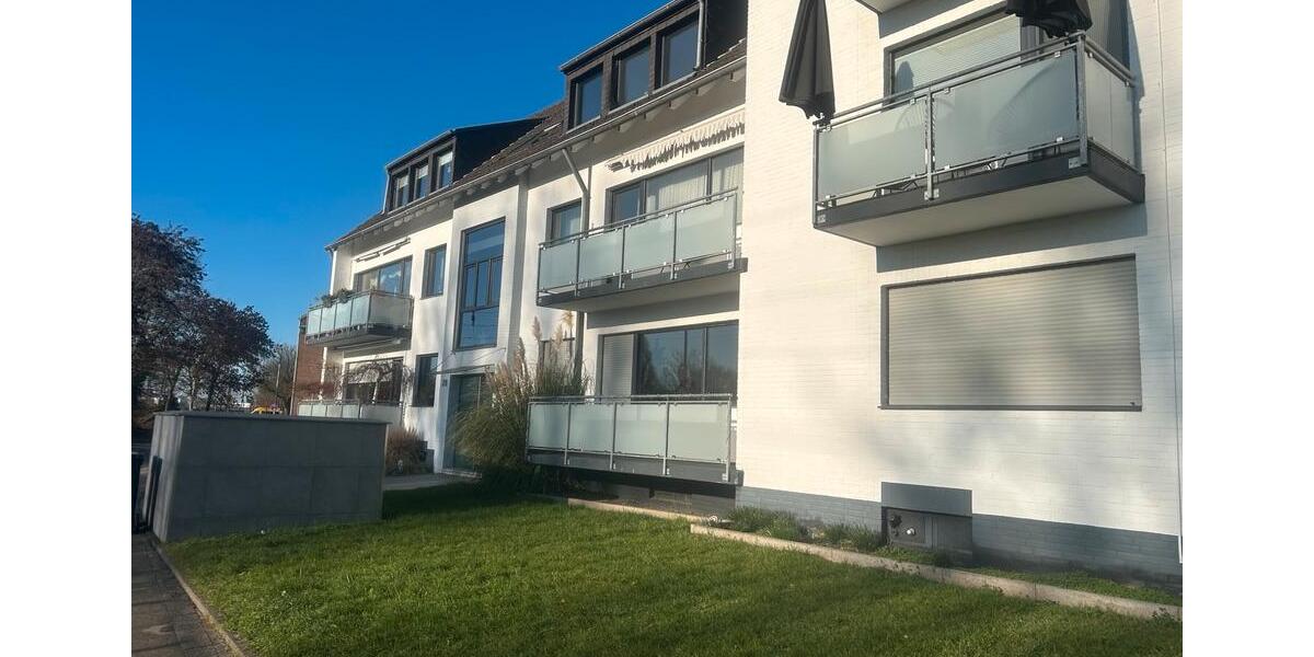 Dachgeschoßwohnung Düsseldorf Niederkassel - 3 Zimmer, 61 m&sup2;, 196.500&euro; | Angebot:25127315