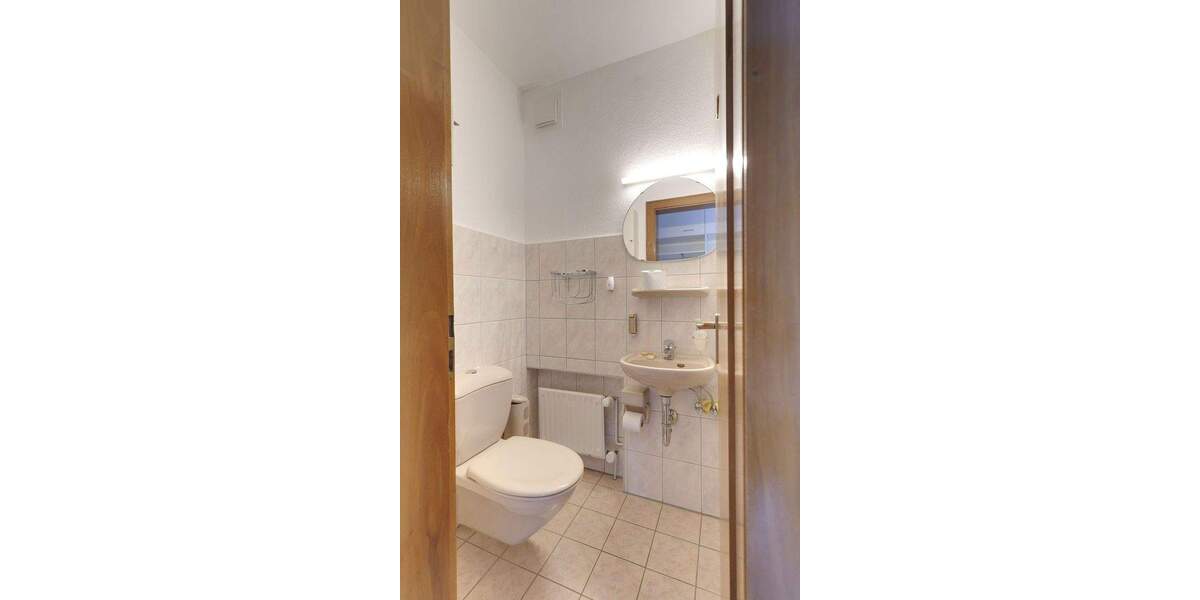 Bungalow Duisburg Alt-Homberg - 7 Zimmer, 190 m&sup2;, 595.000&euro; | Angebot:25716922