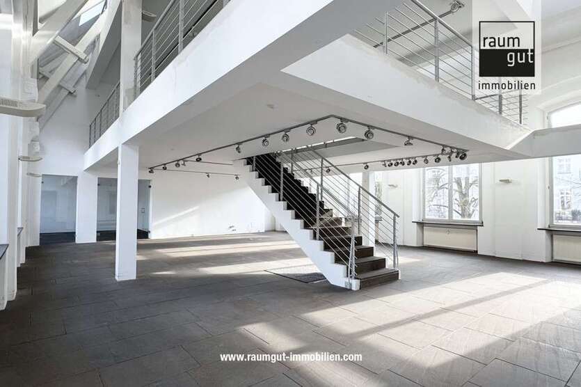 Büro in Düsseldorf 1.200.000 € 309.55 m²