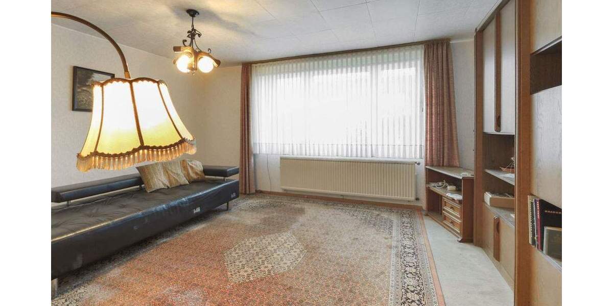 Doppelhaushälfte Düsseldorf Vennhausen - 5 Zimmer, 114 m&sup2;, 300.000&euro; | Angebot:25339886