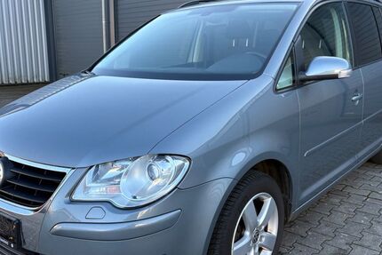 VW Touran 150.000 km 4.890 &euro; Bochum 44809