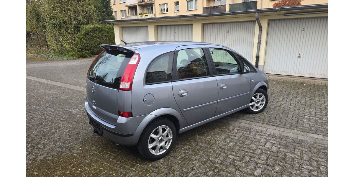 Opel Meriva 132.400 km 3.600 &euro; Duisburg 47228