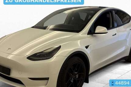 Tesla Model Y 53.908 km 32.095 &euro; Krefeld 47829