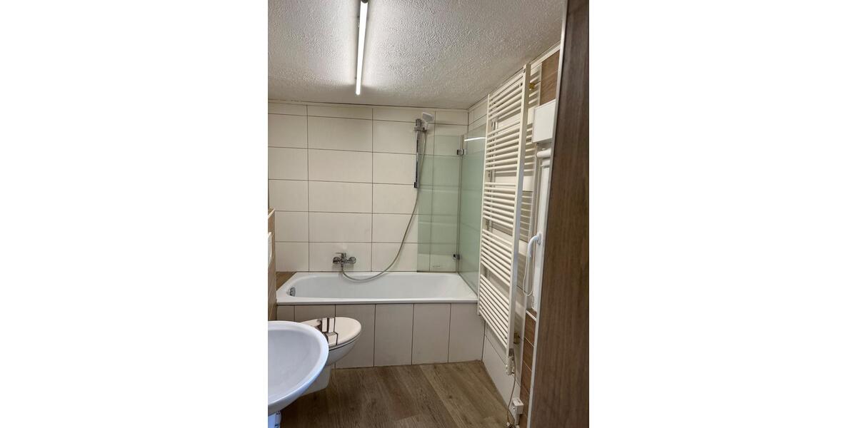 Etagenwohnung Essen Stadtbezirk VII - 3 Zimmer, 75 m&sup2;, 675&euro; | Angebot:26411560