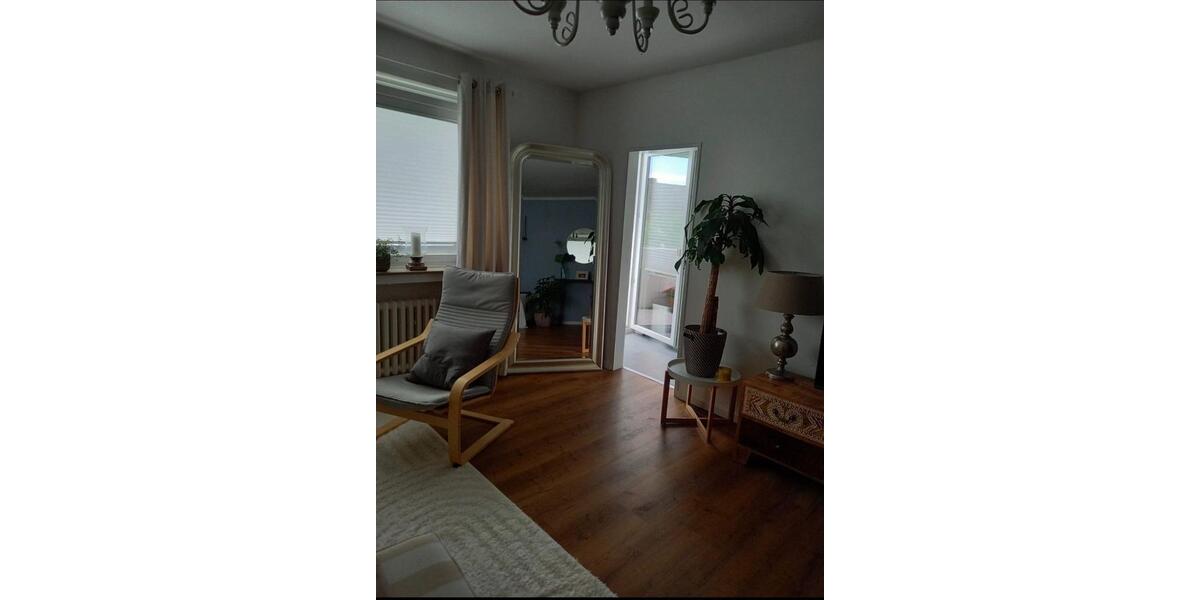 1,5 Raum Wohnung mit Balkon 1 zimmer