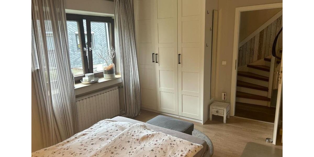 Doppelhaushälfte Duisburg Duisburg-Mitte - 4 Zimmer, 144 m&sup2;, 370.000&euro; | Angebot:25513454