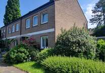 Haus zum Kaufen in Krefeld 387.000 € 100 m²