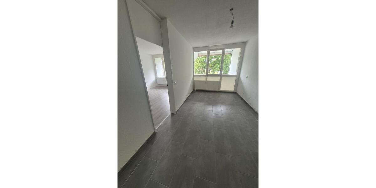 Etagenwohnung Krefeld Benrad - 3 Zimmer, 73 m&sup2;, 129.900&euro; | Angebot:26875523