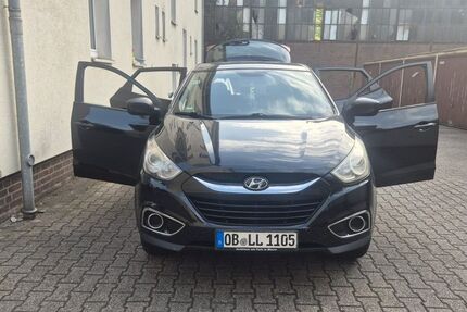 Hyundai ix35 261.000 km 3.850 &euro; Oberhausen 45049