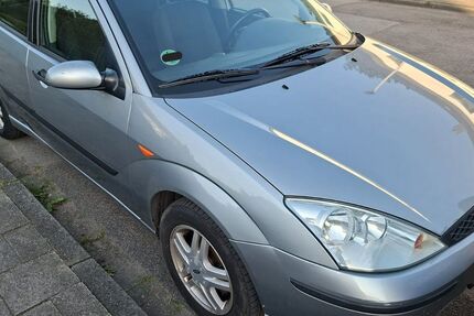 Ford Focus 146.000 km 650 &euro; Mülheim an der Ruhr 45472
