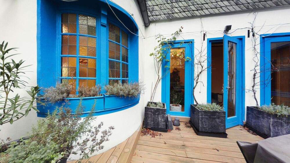 Sanierte Stadtwohnung mit Parkett, Einbauküche, großzügiger Terrasse und Glasfaser 4 zimmer