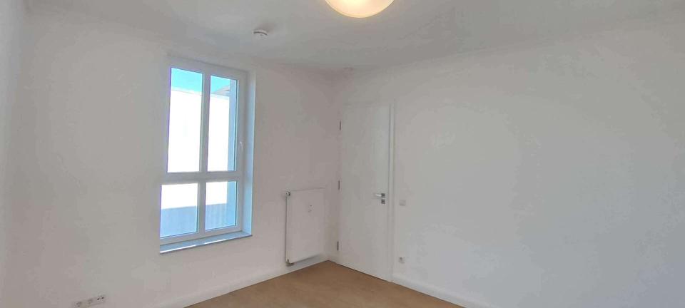 Schicke 2 Zimmer Wohnung im Altbau nähe Helios Klinikum ab sofort zu vermieten! 2 zimmer