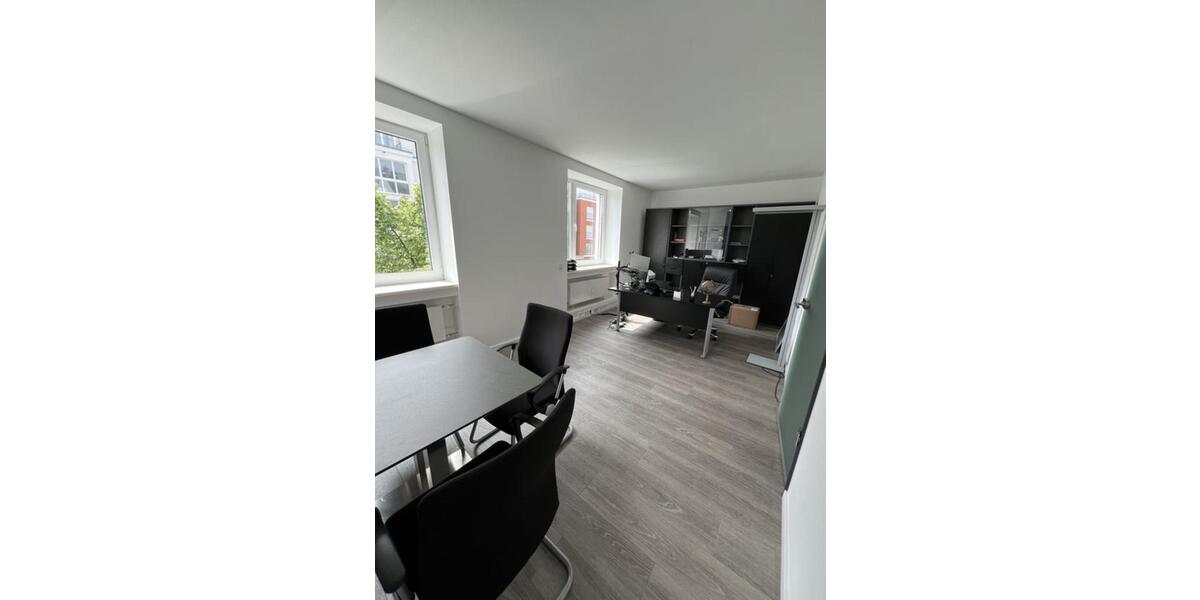 Moderne Bürofläche mit guter Verkehrsanbindung im 3. OG - direkt zimmer