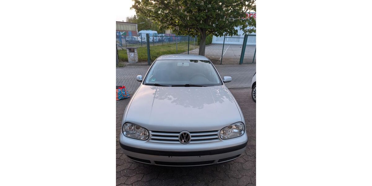 VW Golf 167.538 km 1.800 &euro; Wesel 46485