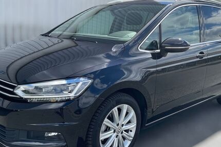 VW Touran 153.500 km 18.200 &euro; Essen 45309