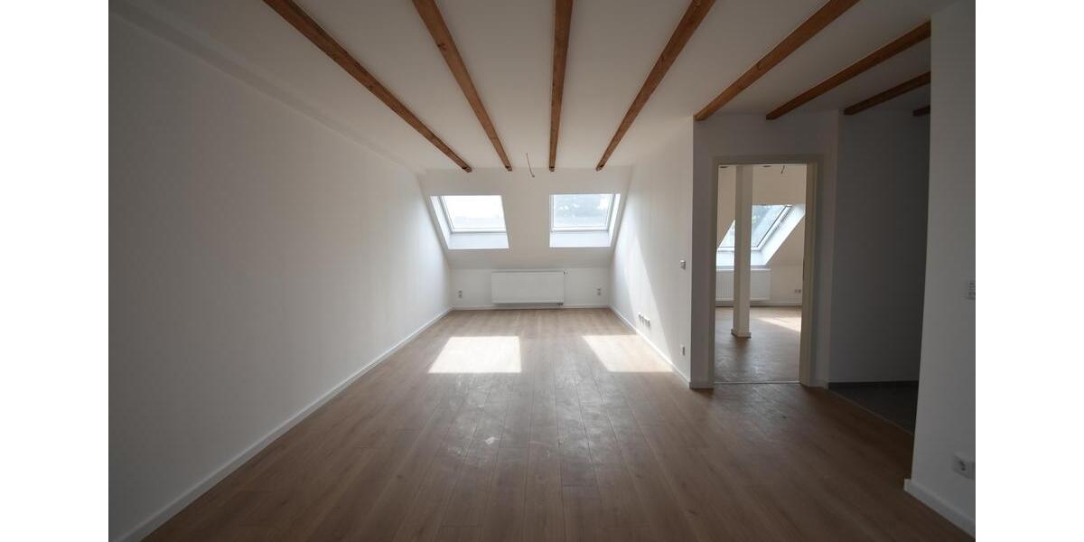 Dachgeschoßwohnung Duisburg Walsum - 2 Zimmer, 54 m&sup2;, 550&euro; | Angebot:26334939