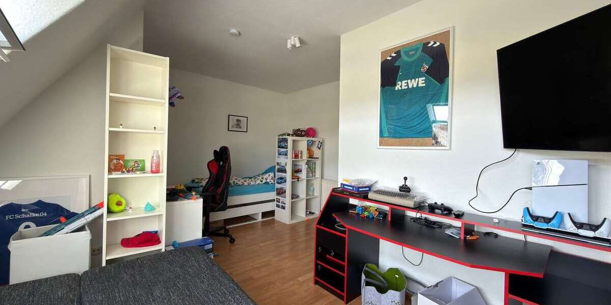 Maisonette-Traum in Burgaltendorf: 148 m², Balkon, Grünblick und viel Platz - Maisonettenwohnung Essen Stadtbezirk VIII | Angebot:26957680