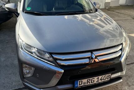 Mitsubishi Eclipse Cross 90.100 km 16.000 € Düsseldorf 40215