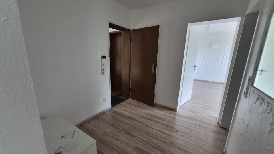 Etagenwohnung Duisburg Rheinhausen - 2 Zimmer, 49 m&sup2;, 85.000&euro; | Angebot:27437379