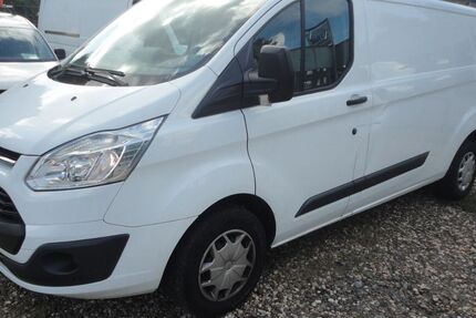 Ford Transit Custom 125.000 km 9.990 € HERNE 44651