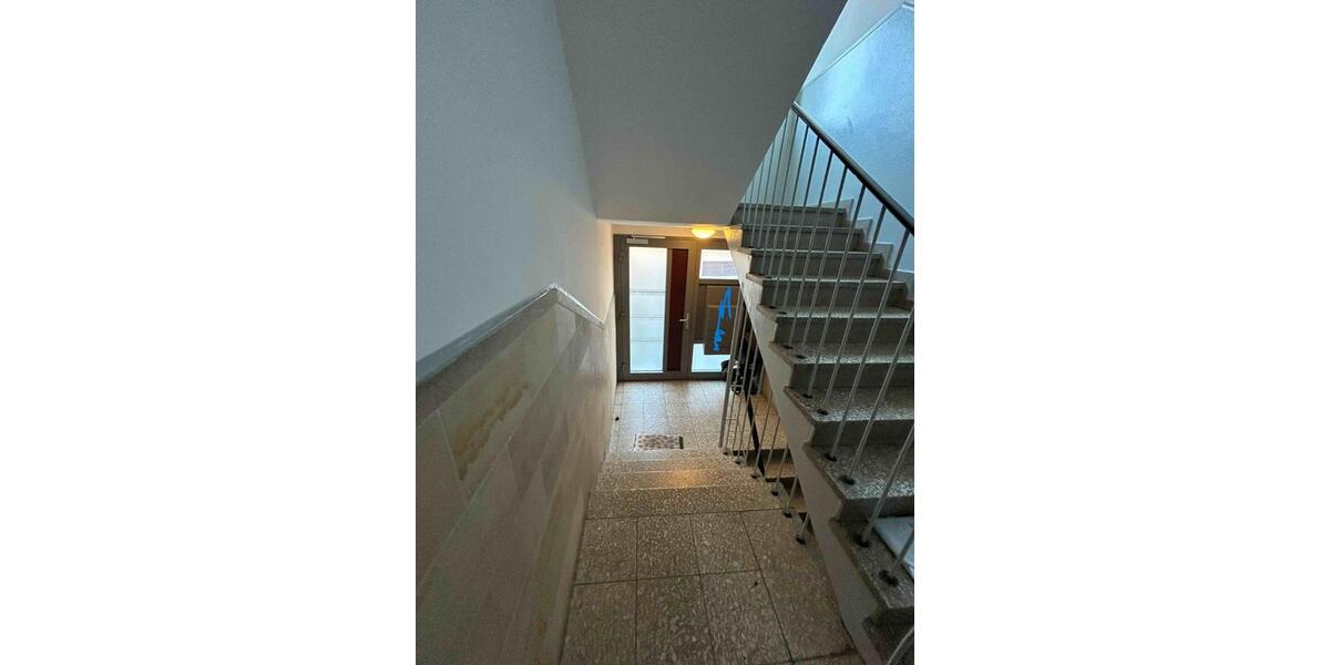 3 Zimmer DG-Wohnung mit Küche und Balkon in Fischeln 3 zimmer