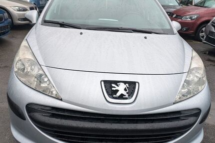 Peugeot 207 168.000 km 2.600 &euro; Essen 45359