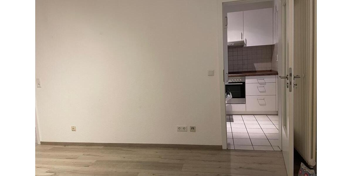 1-Zimmer-Wohnung mit Balkon & EBK in Velbert-Neviges – von privat 1 zimmer