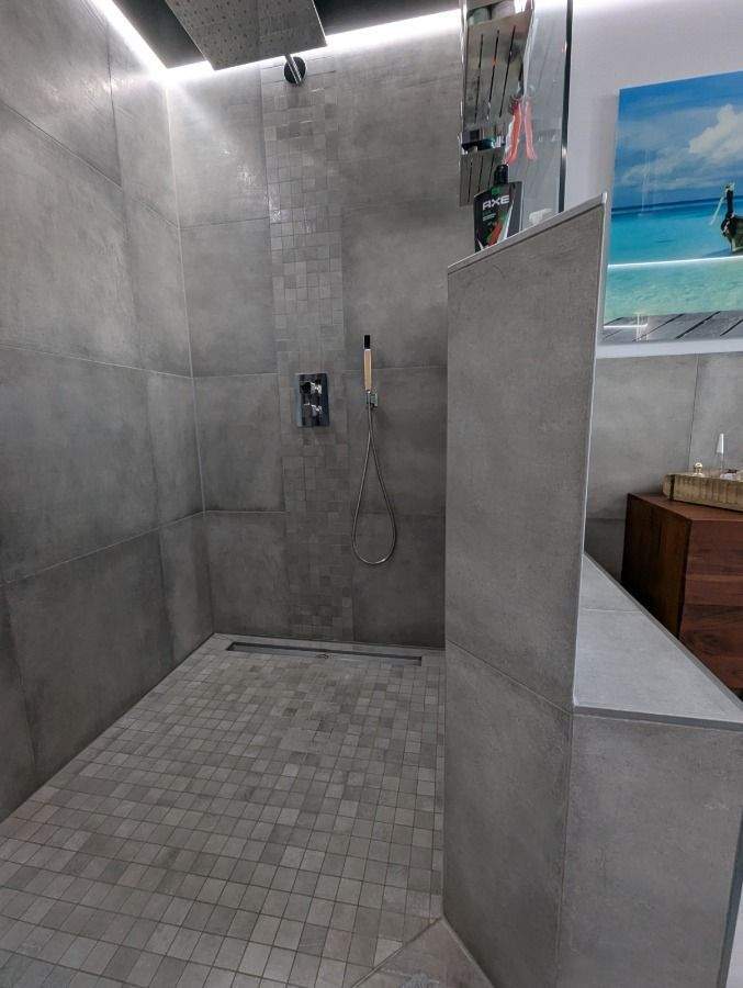 Luxus-Ausstattung im Niedrigenergiestandard A+ * Barrierefreie Neubauwohnung mit 2 Balkonen 4 zimmer