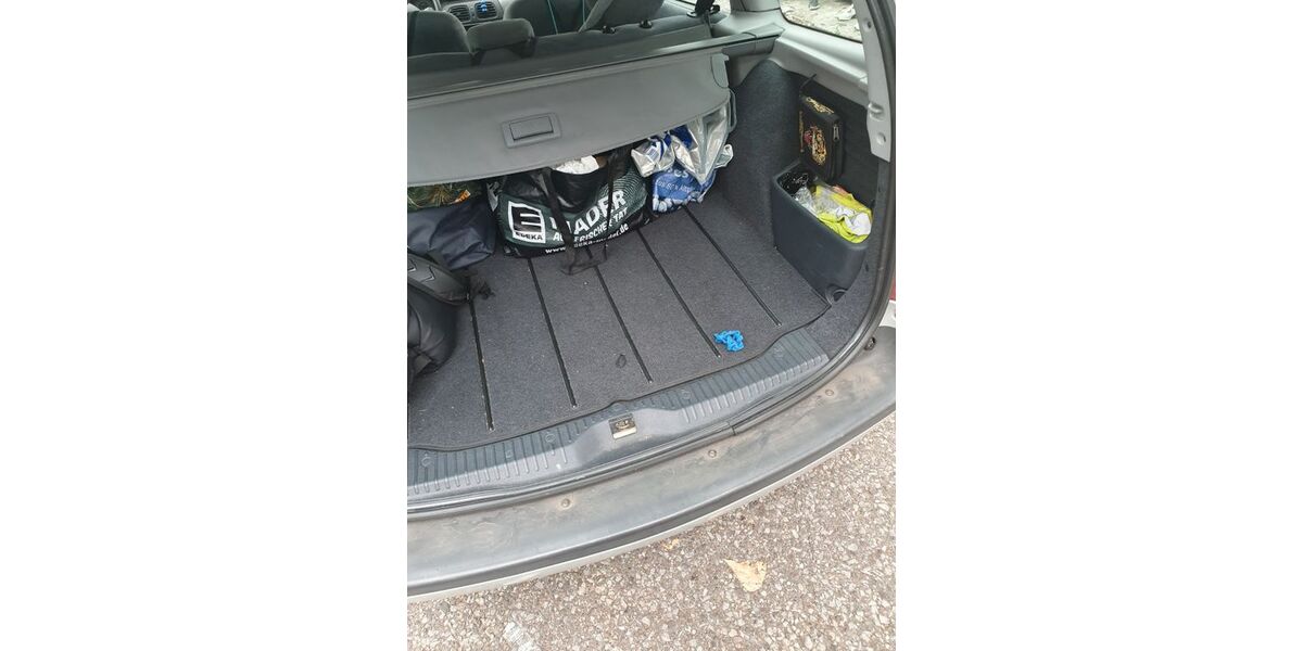 Renault Megane 125.000 km 1.550 &euro; Essen 45127