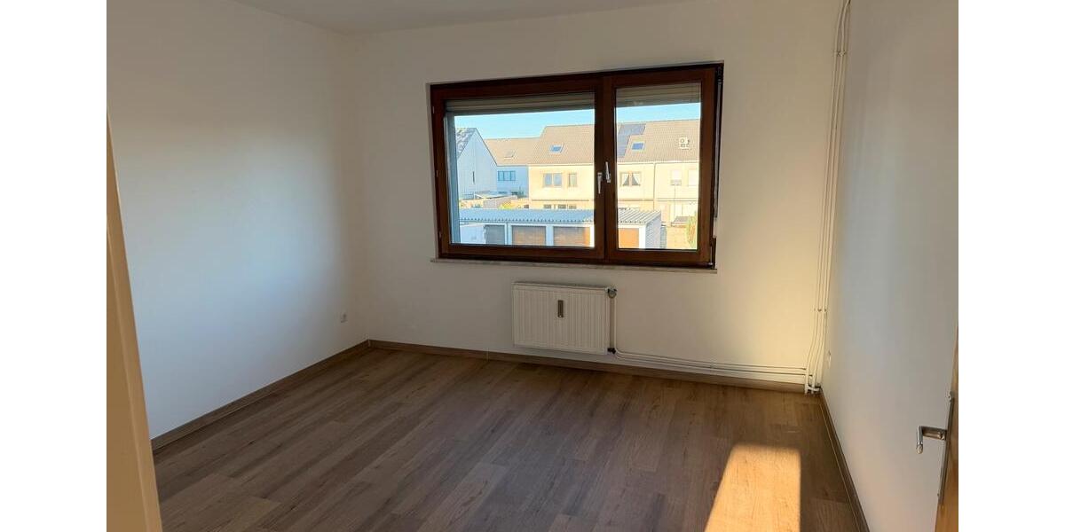Erdgeschoßwohnung Duisburg Hamborn - 3.5 Zimmer, 68 m&sup2;, 770&euro; | Angebot:26385472