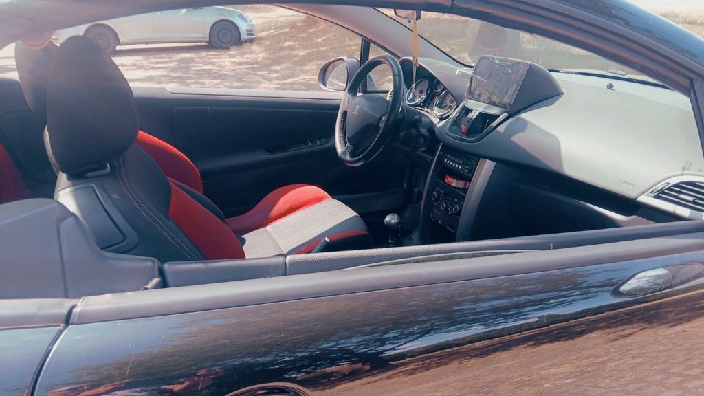 Peugeot 207 160.000 km 2.800 &euro; Gladbeck 45966